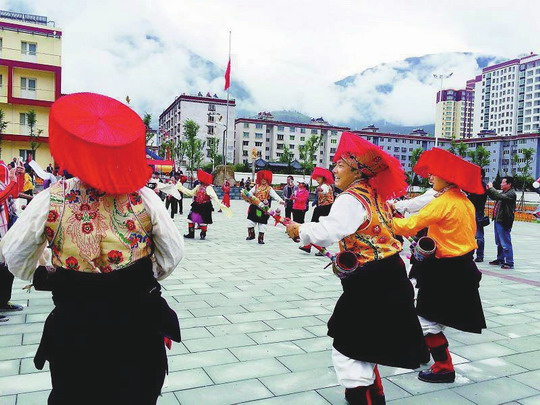 茶马古道重镇巴塘 风靡藏区的"弦子故乡"