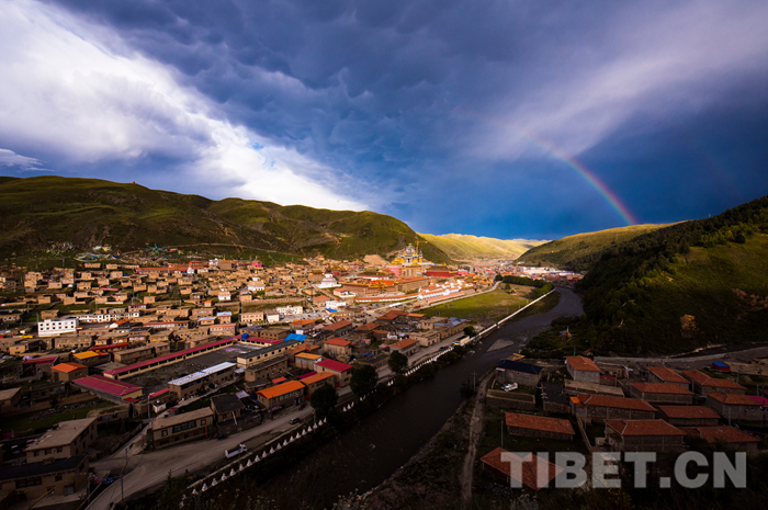 壤塘:扶贫必先扶"智" 非遗传习所终成脱贫新答案 - 中国藏族网通
