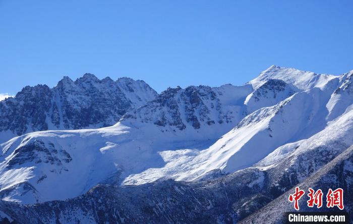 邂逅德玛雪山感受白色浪漫