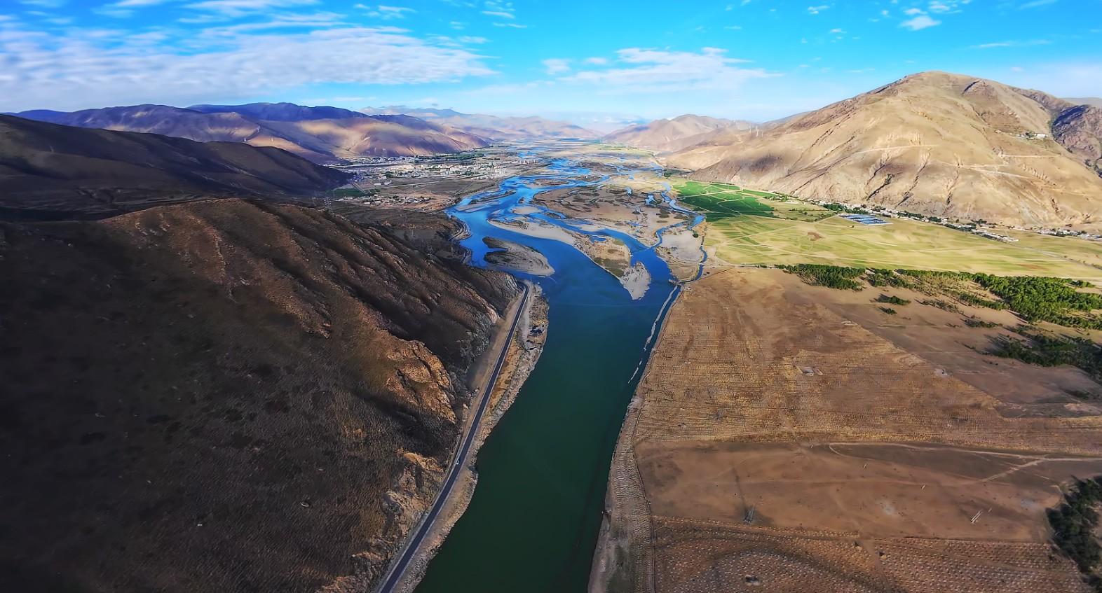 拉萨河绽放生态之美